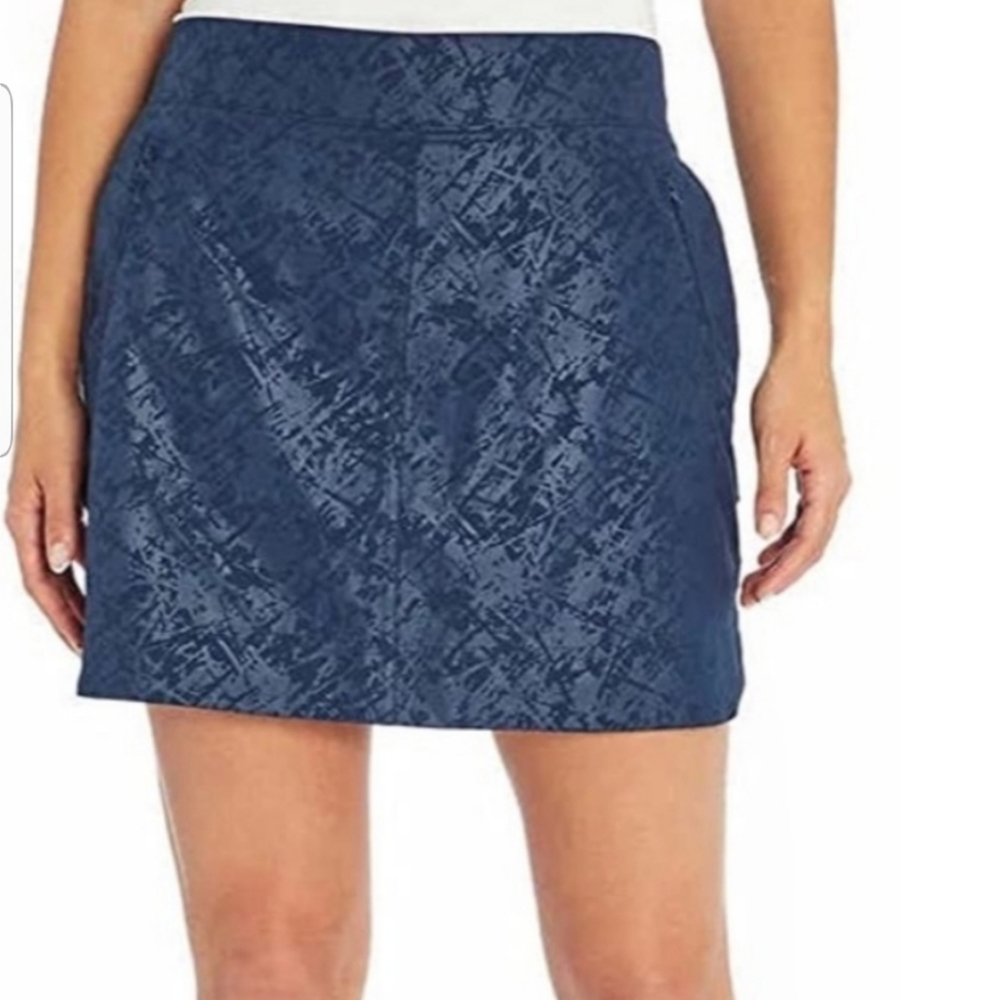 Orvis Coated Shattered Glass Pattern Navy Blue Skort.